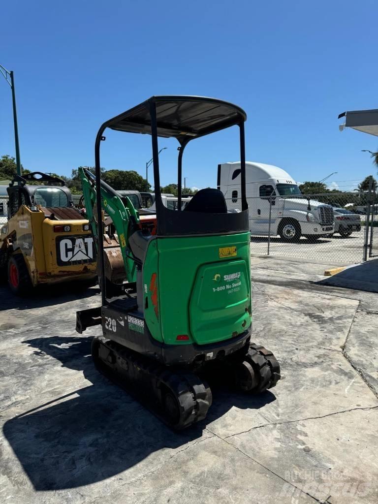 Bobcat E20 Miniescavatori