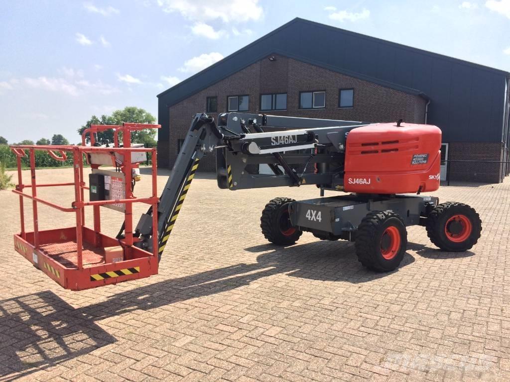SkyJack SJ 46 AJ Piattaforme a braccio articolato