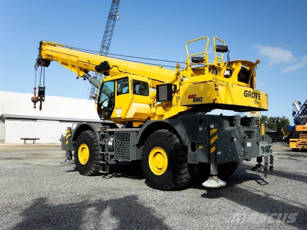 Grove GRT 880 Gru per terreni difficili
