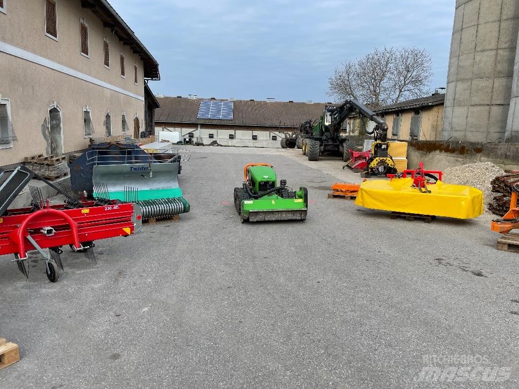 MDB LV 500 PRO Altri macchinari per falciare e trinciare