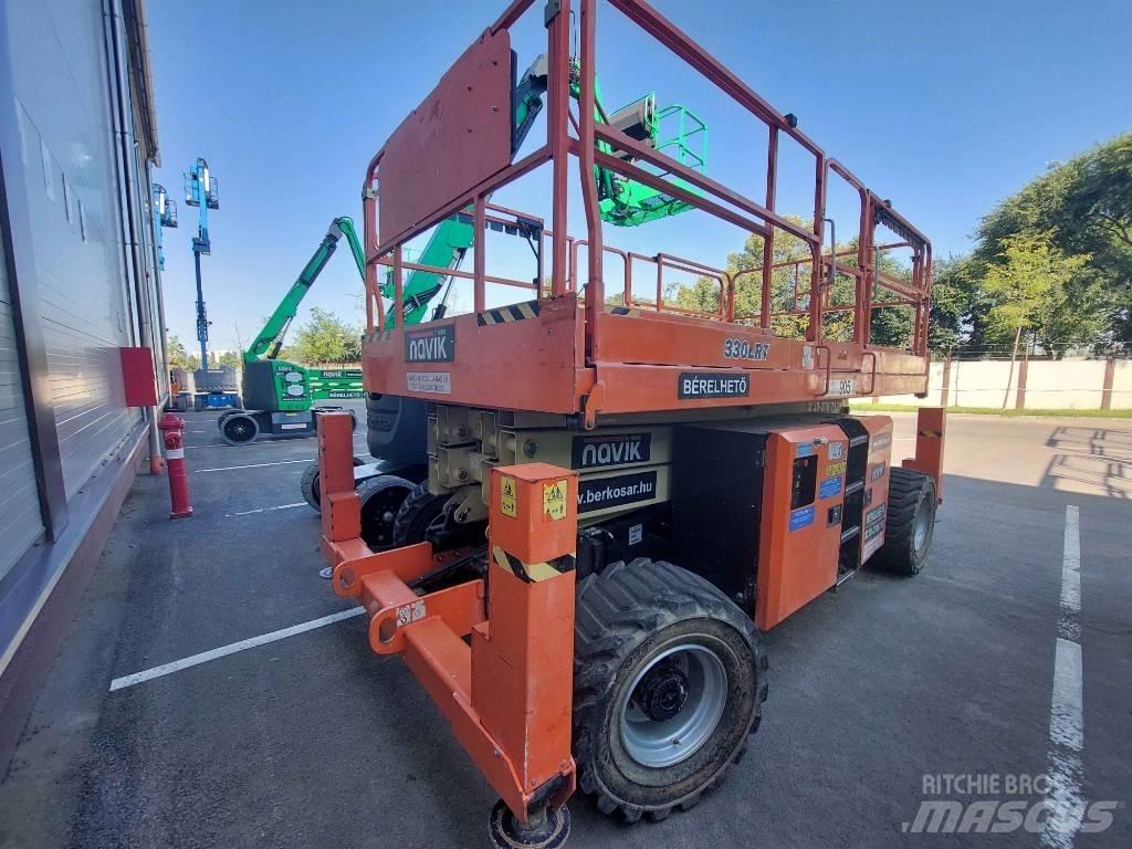 JLG 330 LRT Piattaforme a pantografo