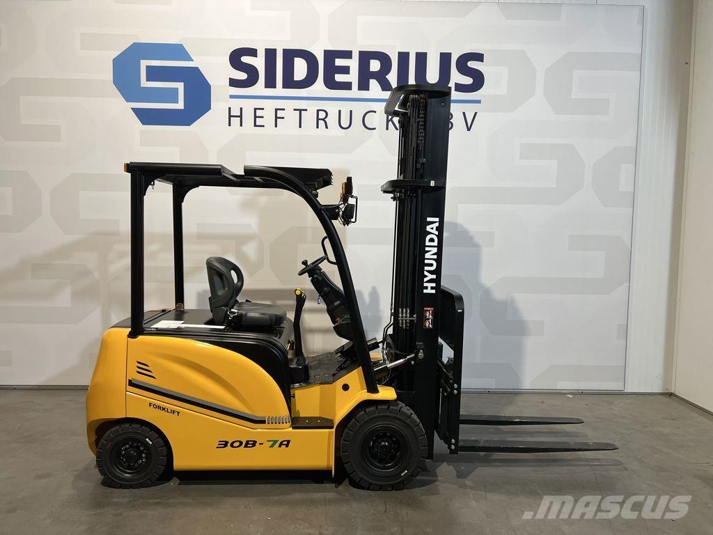 Hyundai 30B-7A Carrelli elevatori elettrici