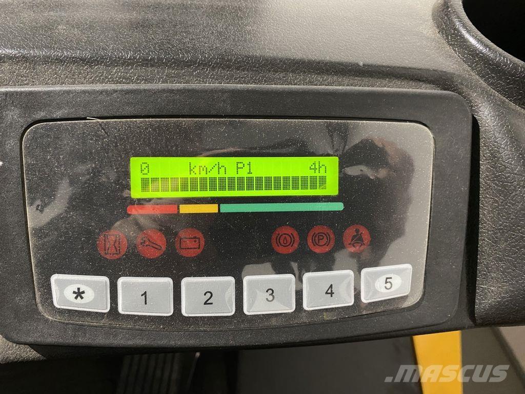 Hyundai 30B-7A Carrelli elevatori elettrici