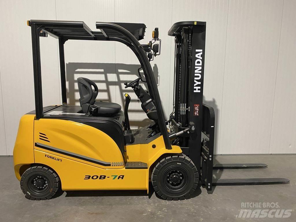 Hyundai 30B-7A Carrelli elevatori elettrici