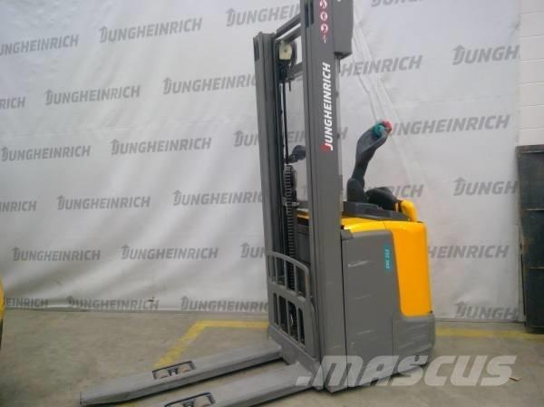 Jungheinrich ERC 212 Carelli stoccatori  automatici-usati