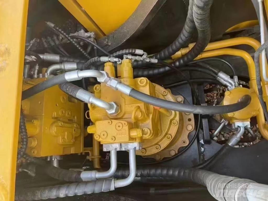 Sany SY215C Escavatori cingolati