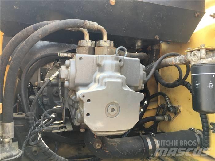 Komatsu PC 200-7 Escavatori cingolati