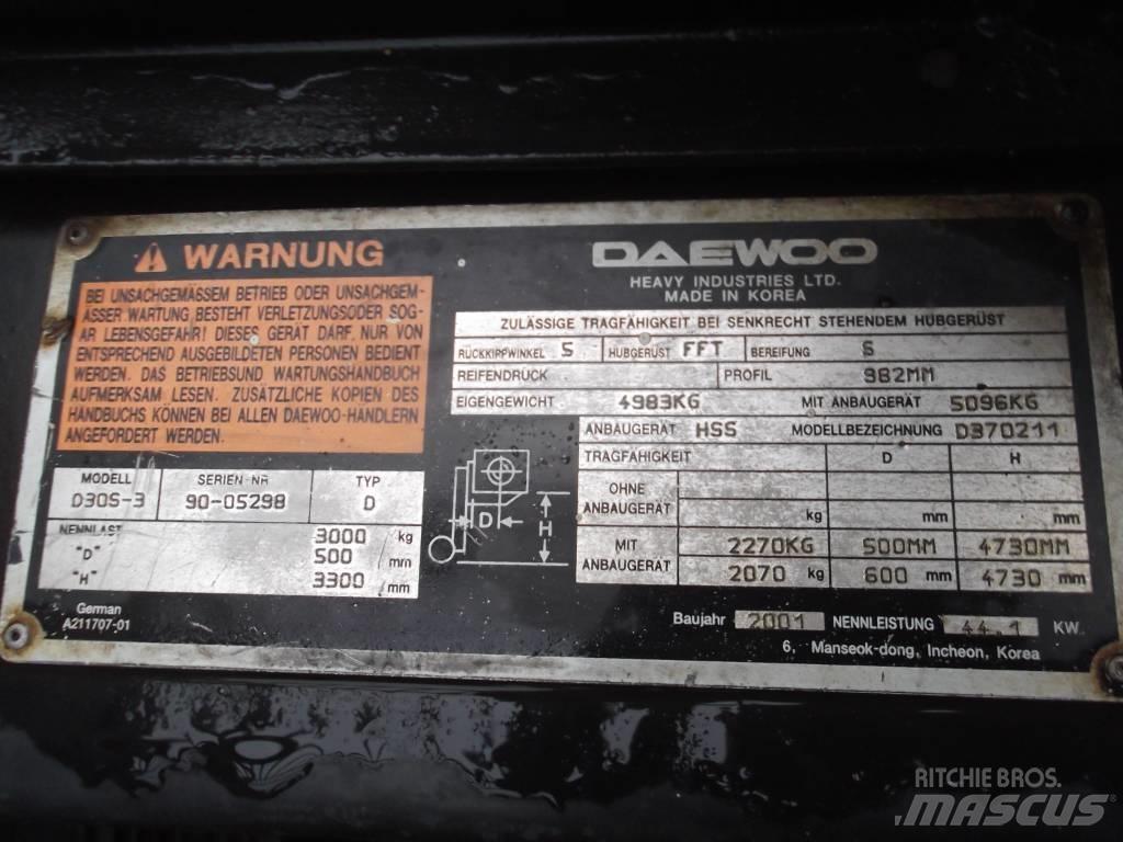Daewoo D30S3 V-2372 Carrelli elevatori diesel