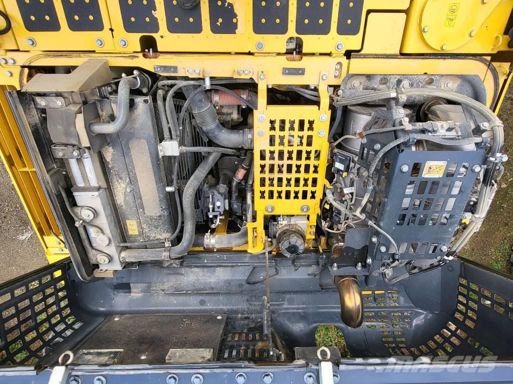 Komatsu PC240NLC-11 Escavatori cingolati