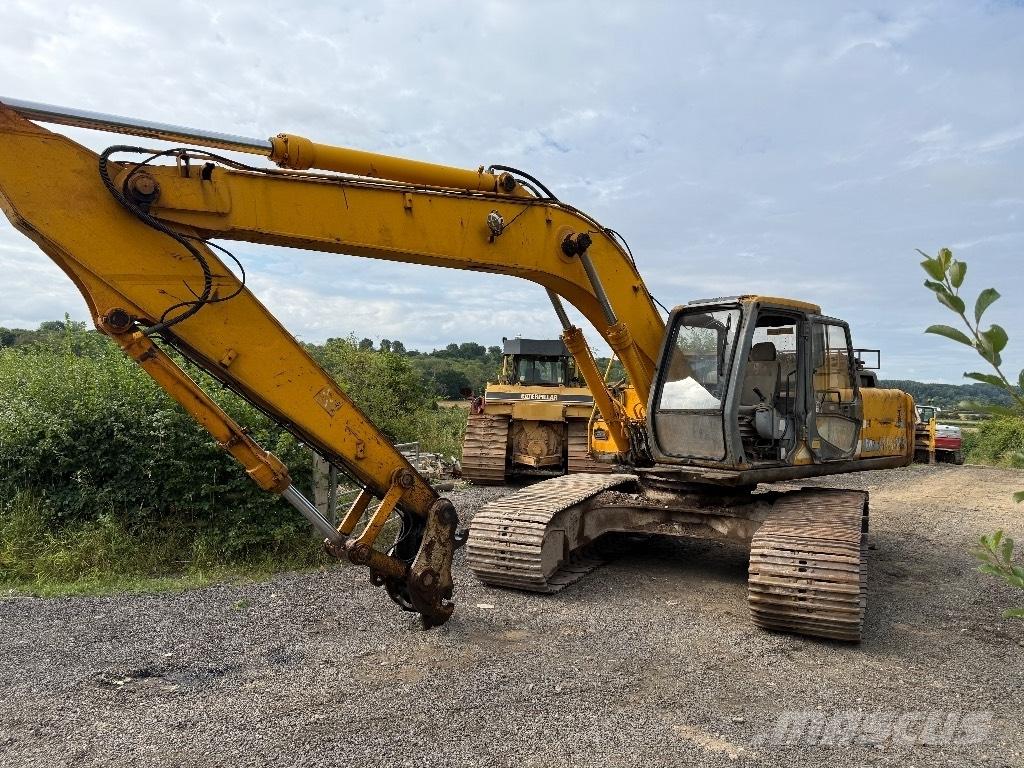 JCB JS 240 LC Escavatori cingolati