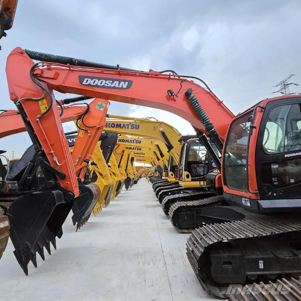 Doosan DX 225 LC Miniescavatori