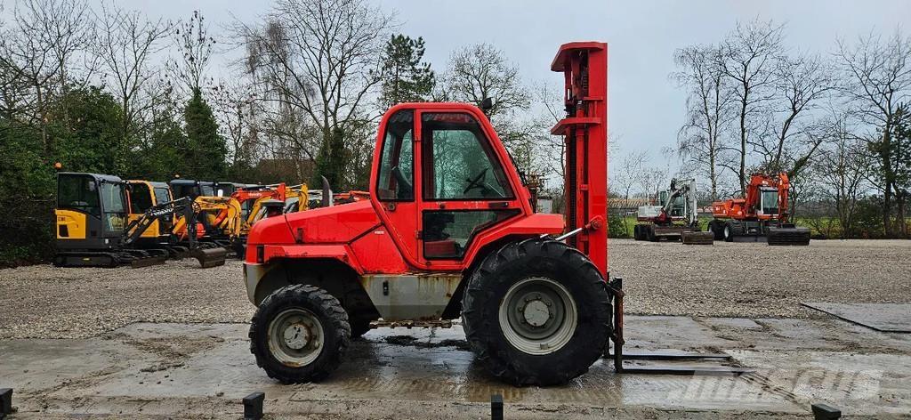 Manitou M26-4 t Elevatore per esterni