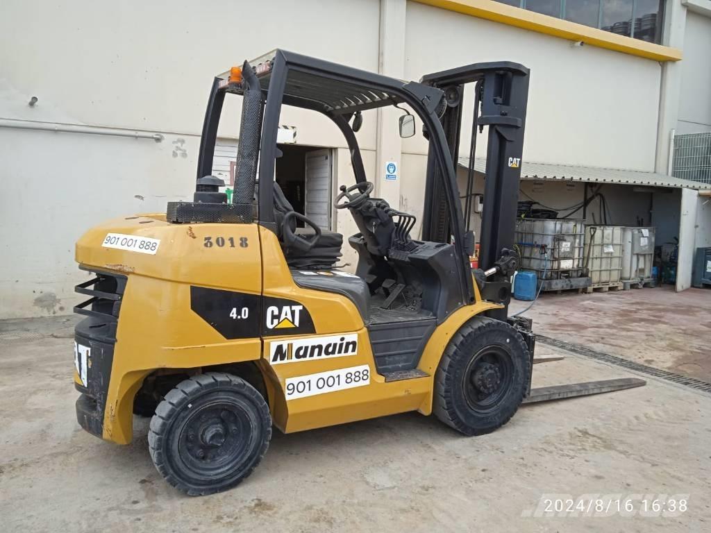 CAT DP 40 Carrelli elevatori diesel