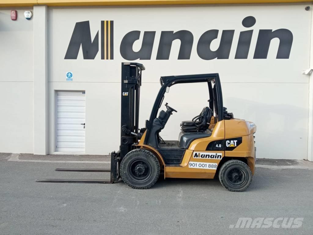 CAT DP 40 Carrelli elevatori diesel