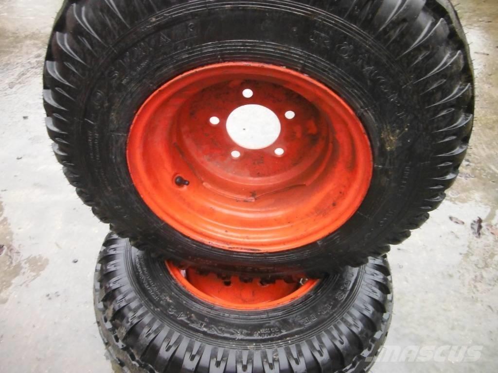  SEHA 10.0/75R15.3 Pneumatici, ruote e cerchioni