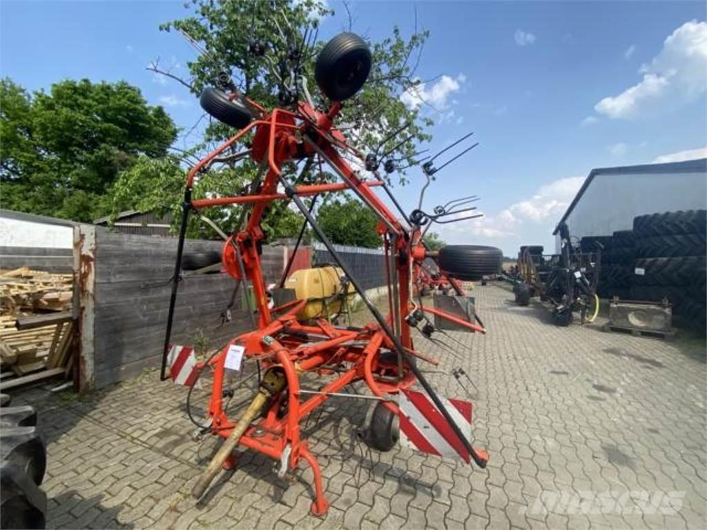 Fella TH 800 Ranghinatori