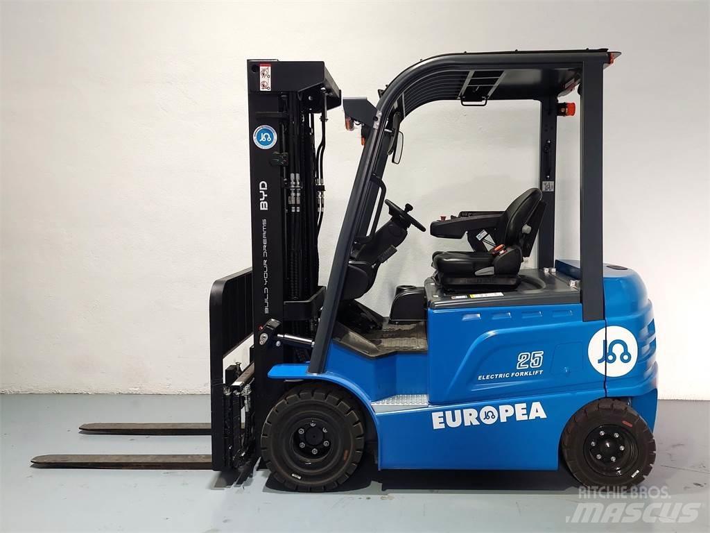  SEF25C Carrelli elevatori elettrici