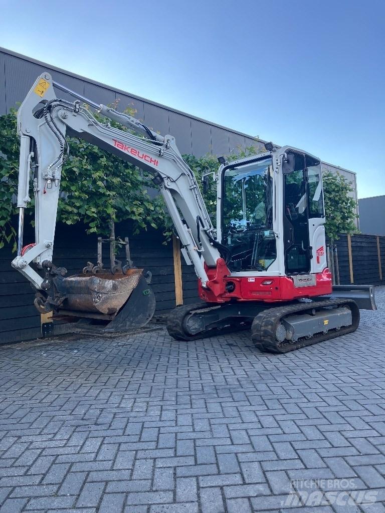 Takeuchi TB 335 R Miniescavatori
