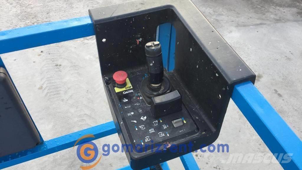 Genie GS 4390 Piattaforme a pantografo