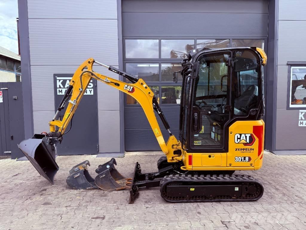 CAT 301.8 Miniescavatori