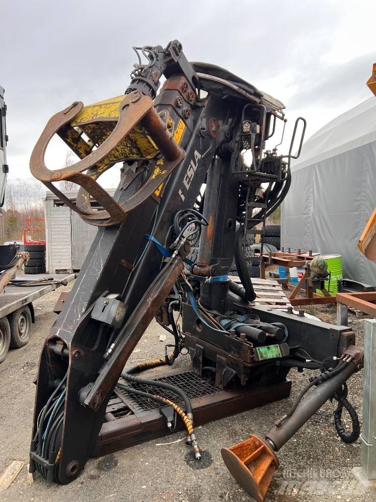 Kesla 2110ZT Gru per legname