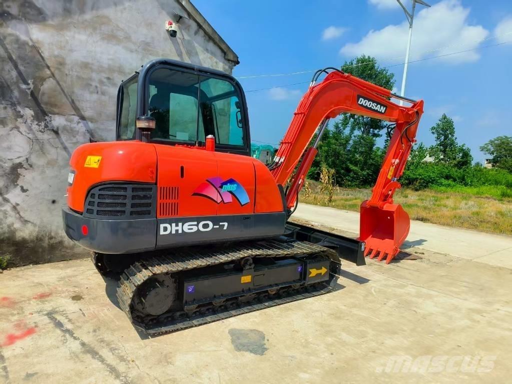 Doosan DH 60 Miniescavatori