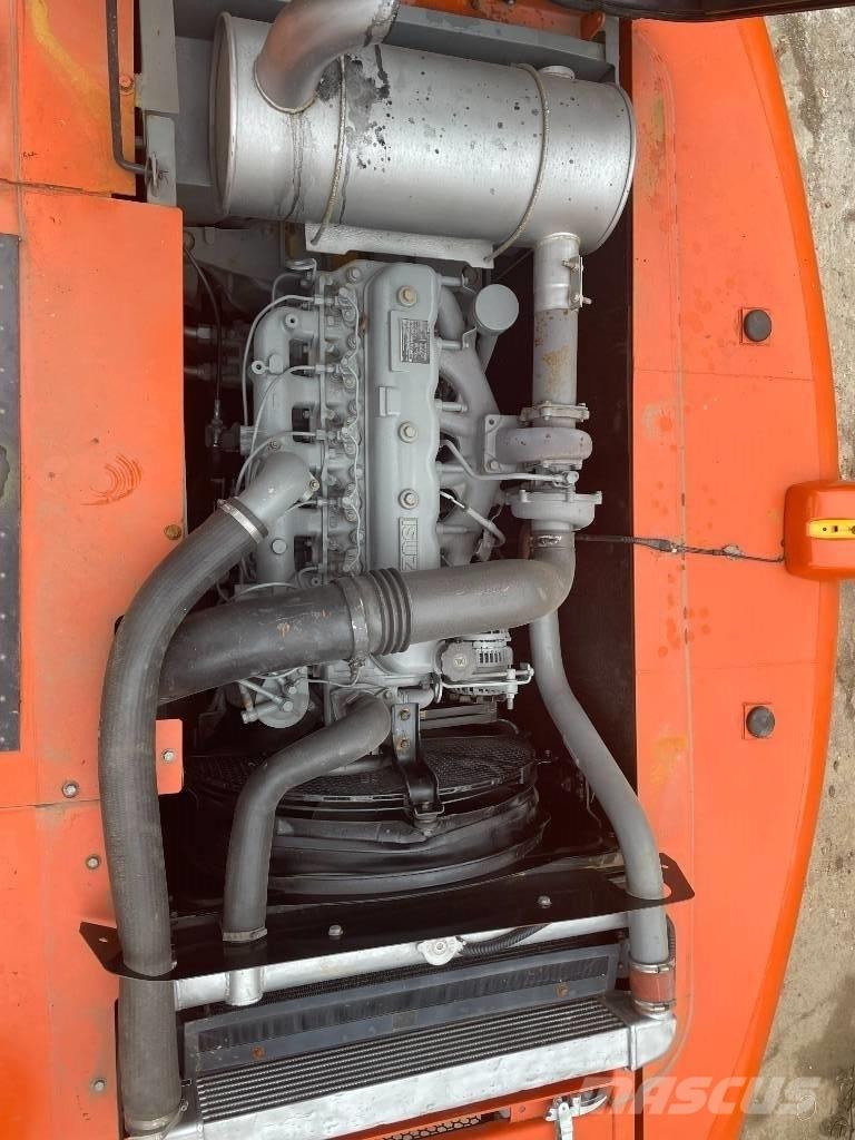 Hitachi ZX 200 Escavatori cingolati