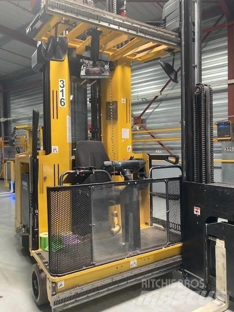 Yale MTC13 LWB Elevatore passaggio stretto
