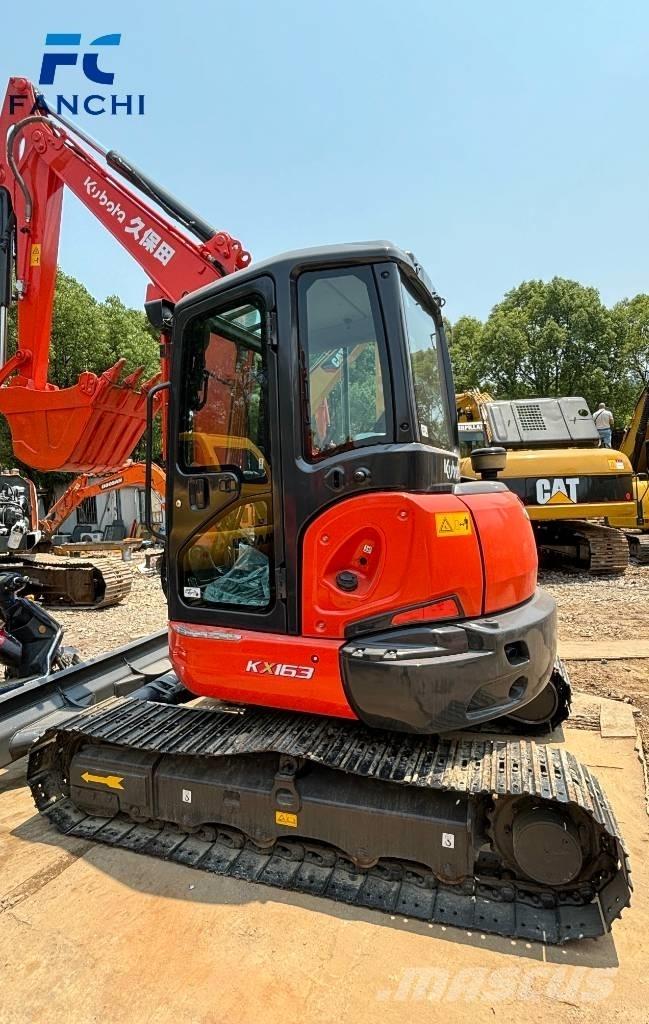 Kubota 163 Escavatori cingolati