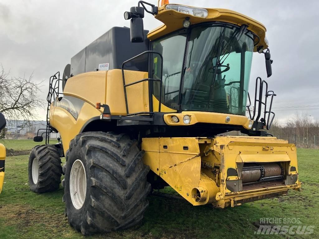 New Holland CR 980 Mietitrebbiatrici