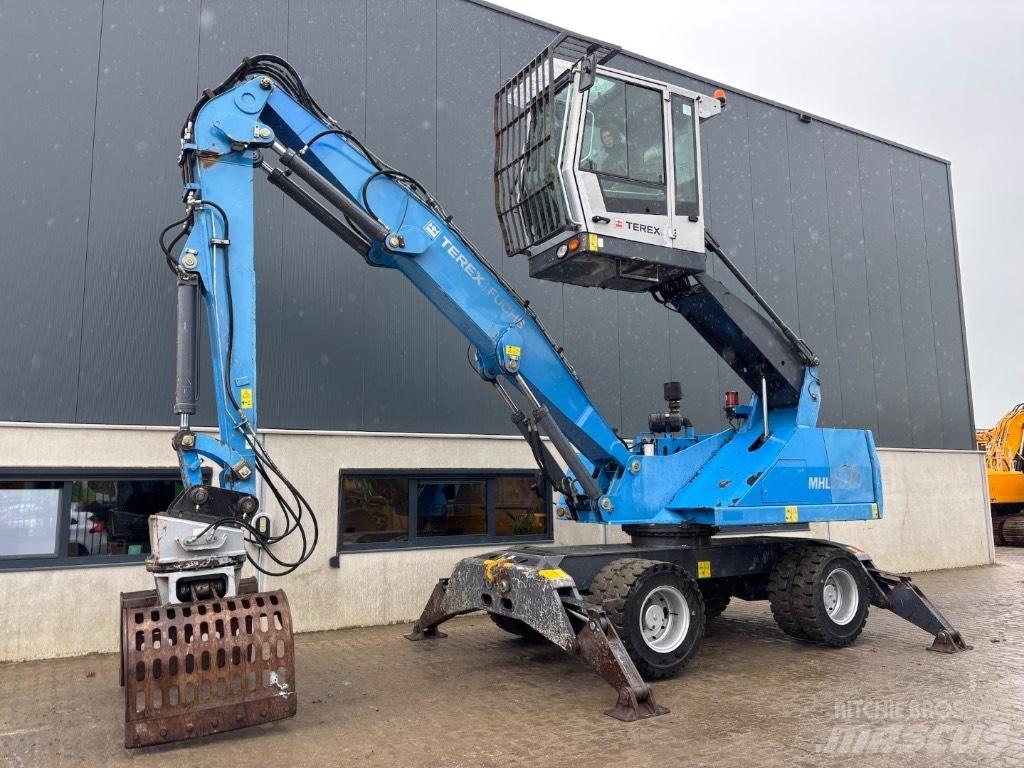 Fuchs MHL 320 D Movimentazione rifiuti