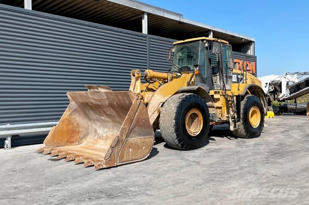 CAT 966H Pale gommate