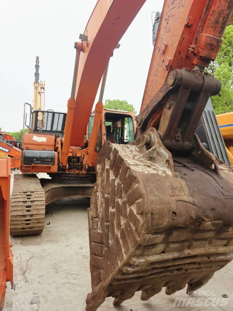 Doosan DX300LC-9C Escavatori cingolati
