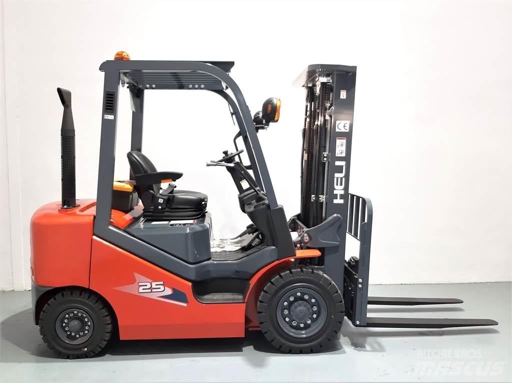 Heli CPCD25 XC26H Carrelli elevatori diesel
