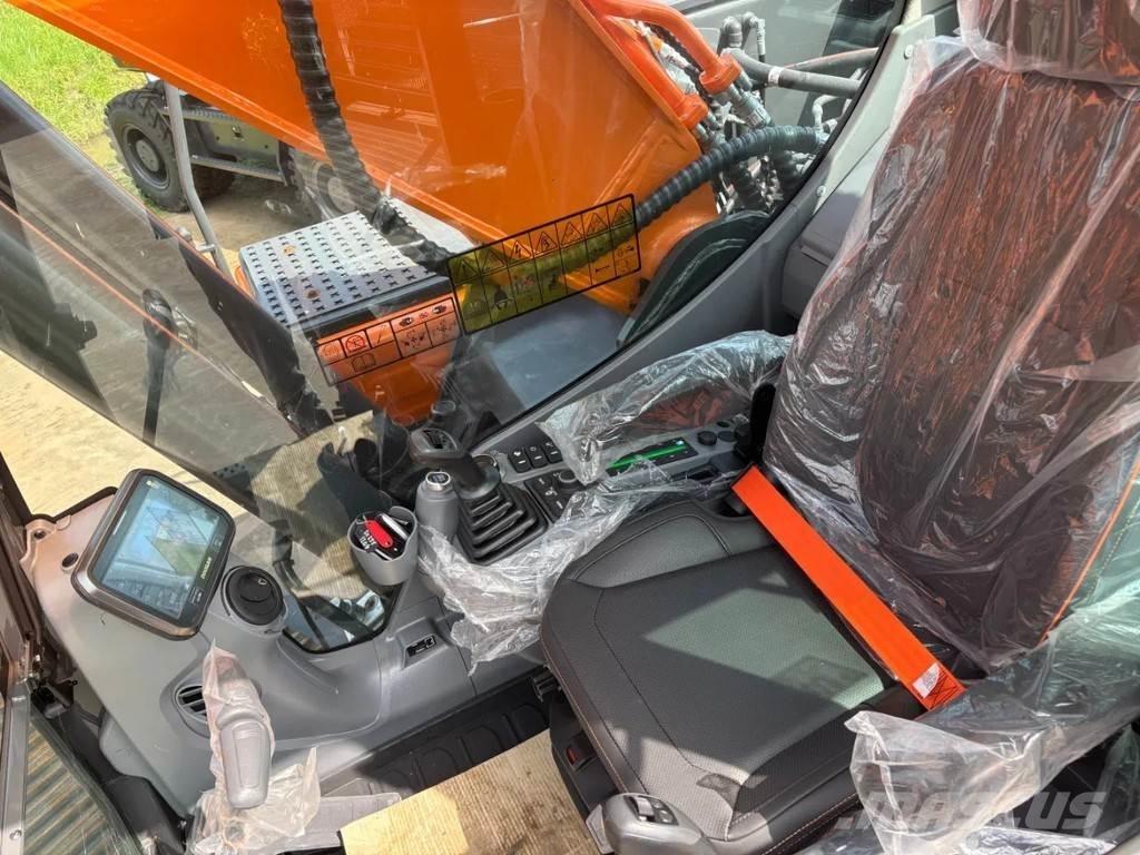 Develon DX255LC-7 Escavatori cingolati