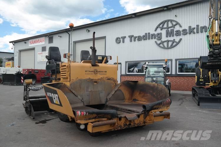 CAT AP 300 Finitrici