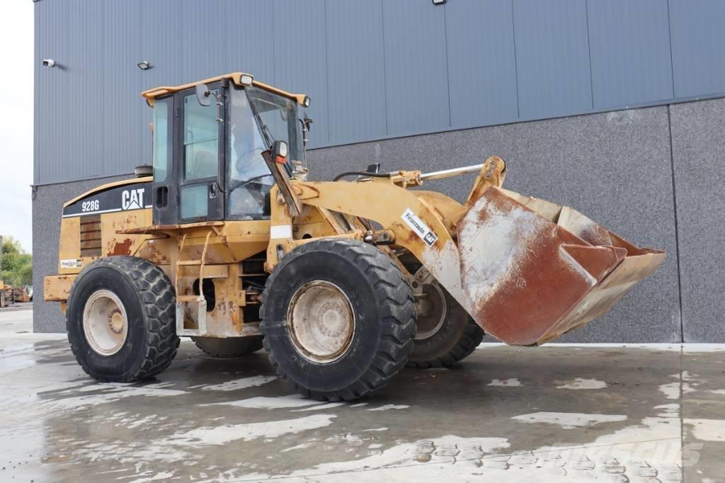 CAT 928 G Pale gommate