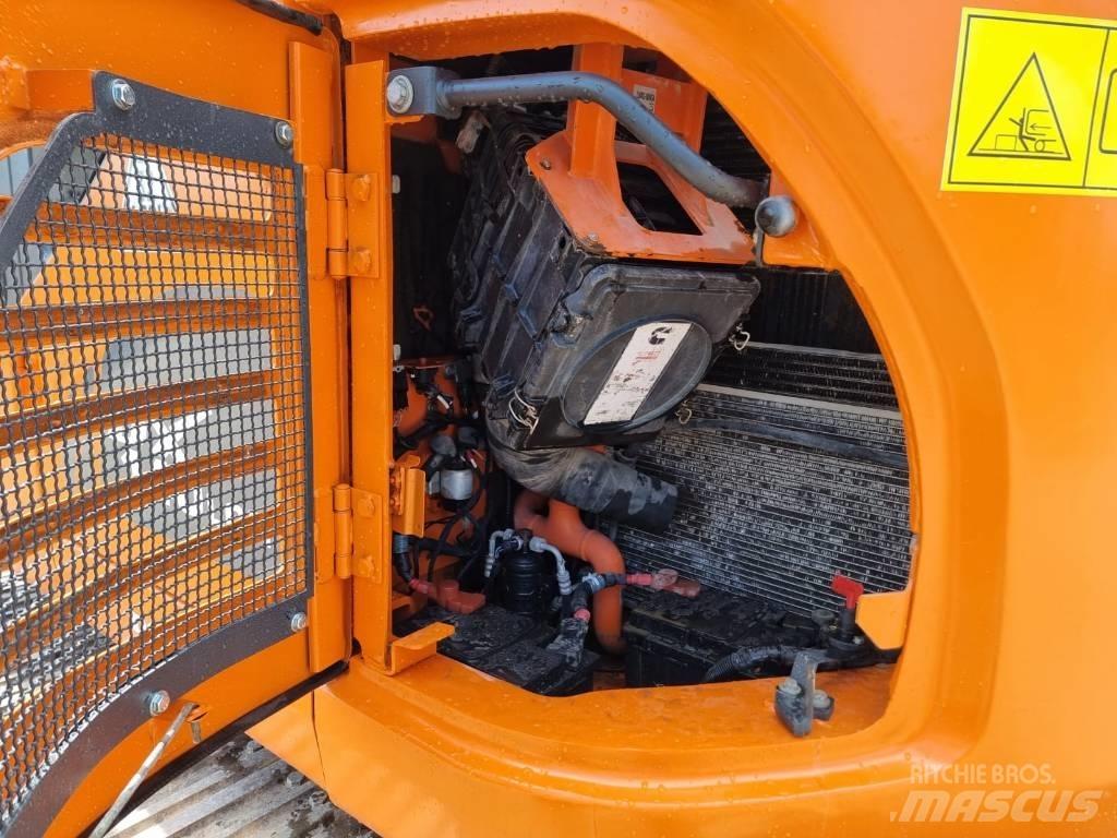 Doosan DX 140 LC-3 Escavatori cingolati