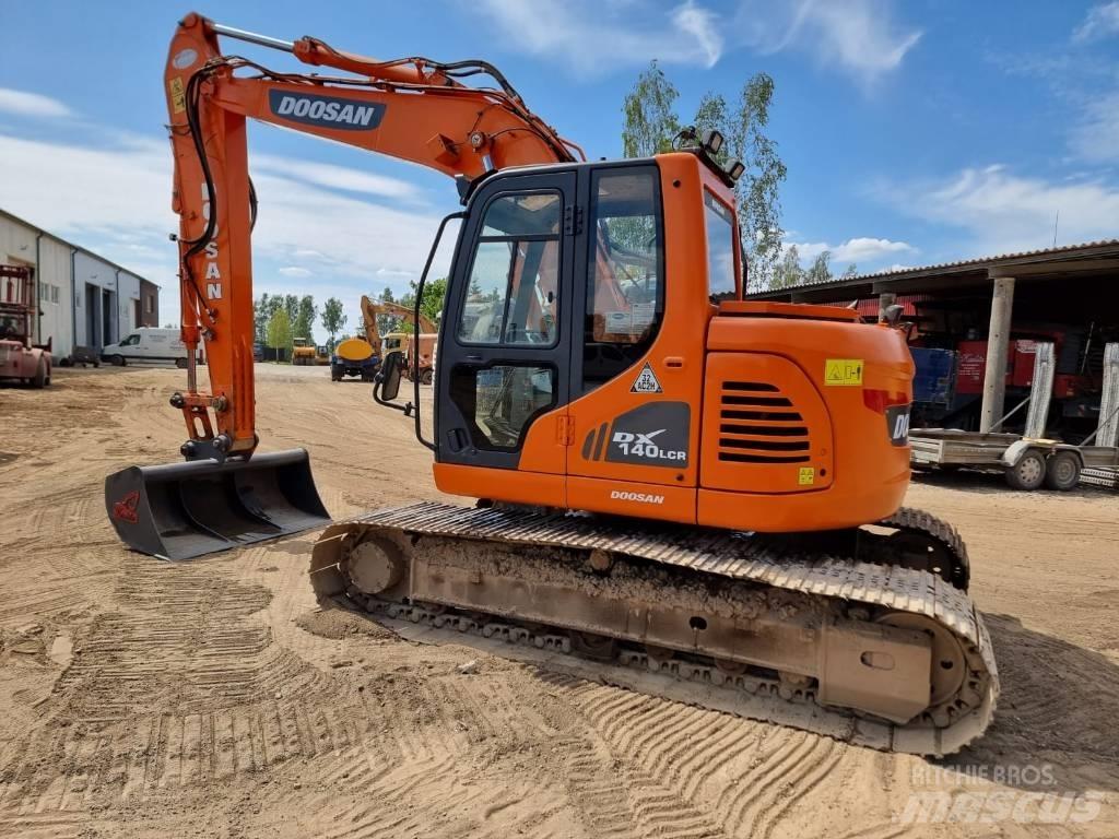 Doosan DX 140 LC-3 Escavatori cingolati