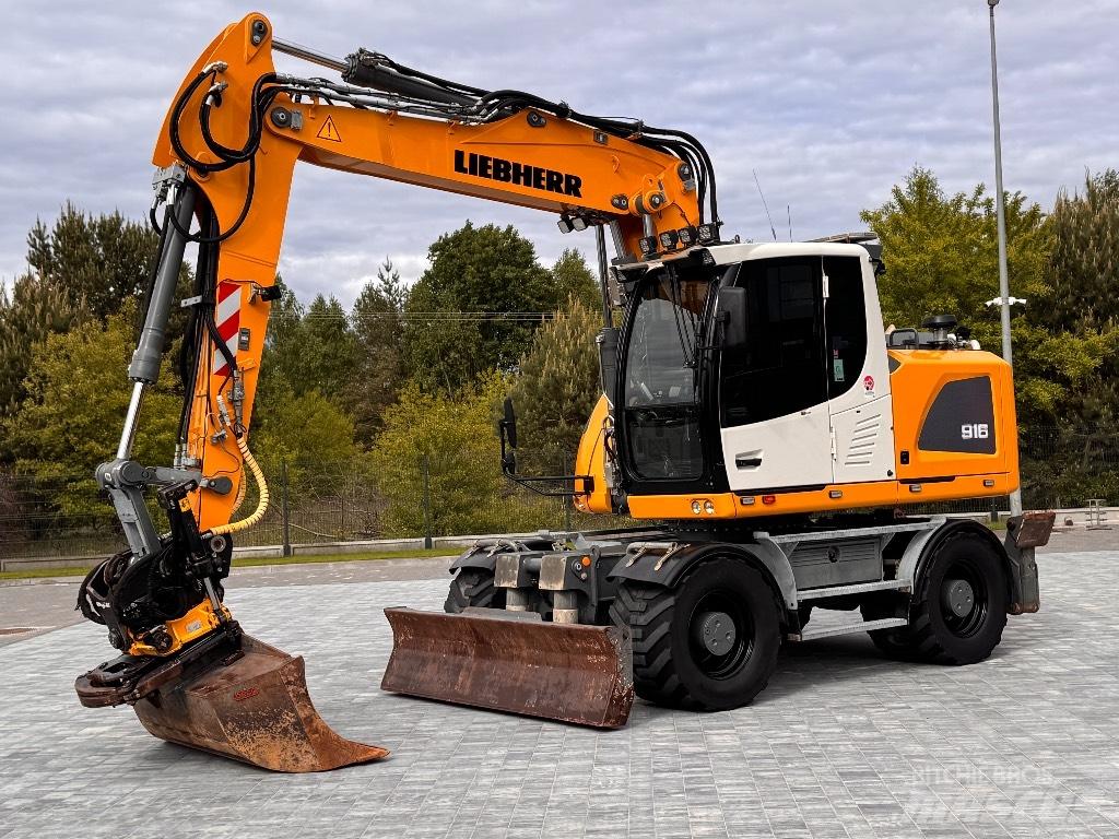 Liebherr A 916 Escavatori gommati