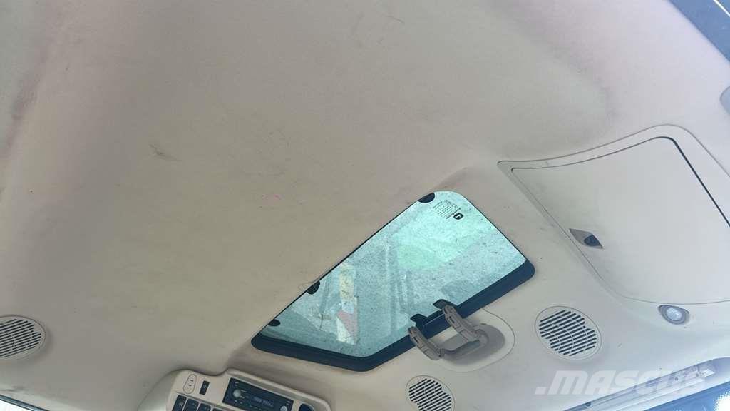 John Deere 6215R Trattori