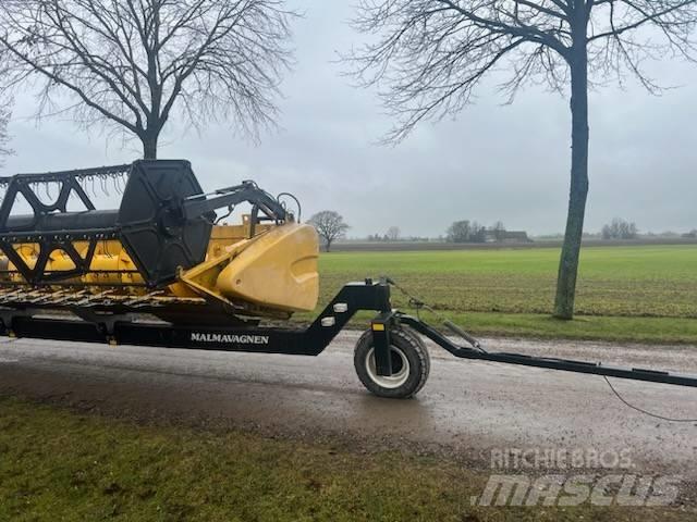 New Holland CR 9090 Mietitrebbiatrici