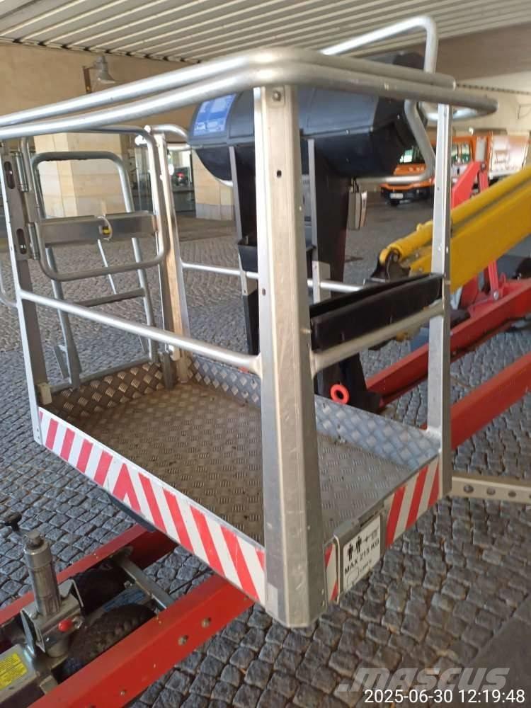 Dino 210 XT Piattaforme aeree su rimorchio