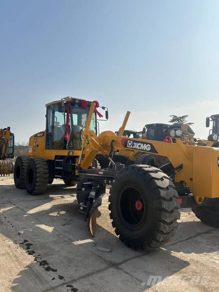 XCMG GR 2153 Motorgraders
