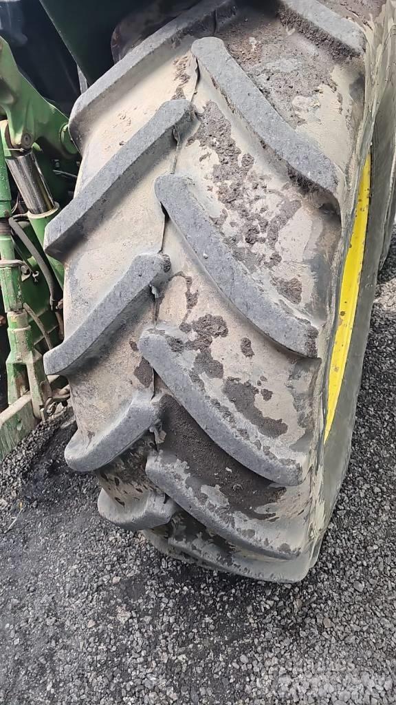 John Deere 6910 Trattori