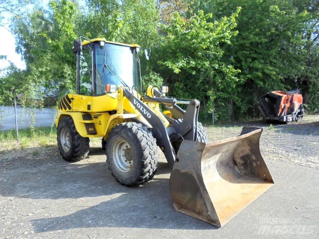 Volvo L 30 B-Z/X Pale gommate
