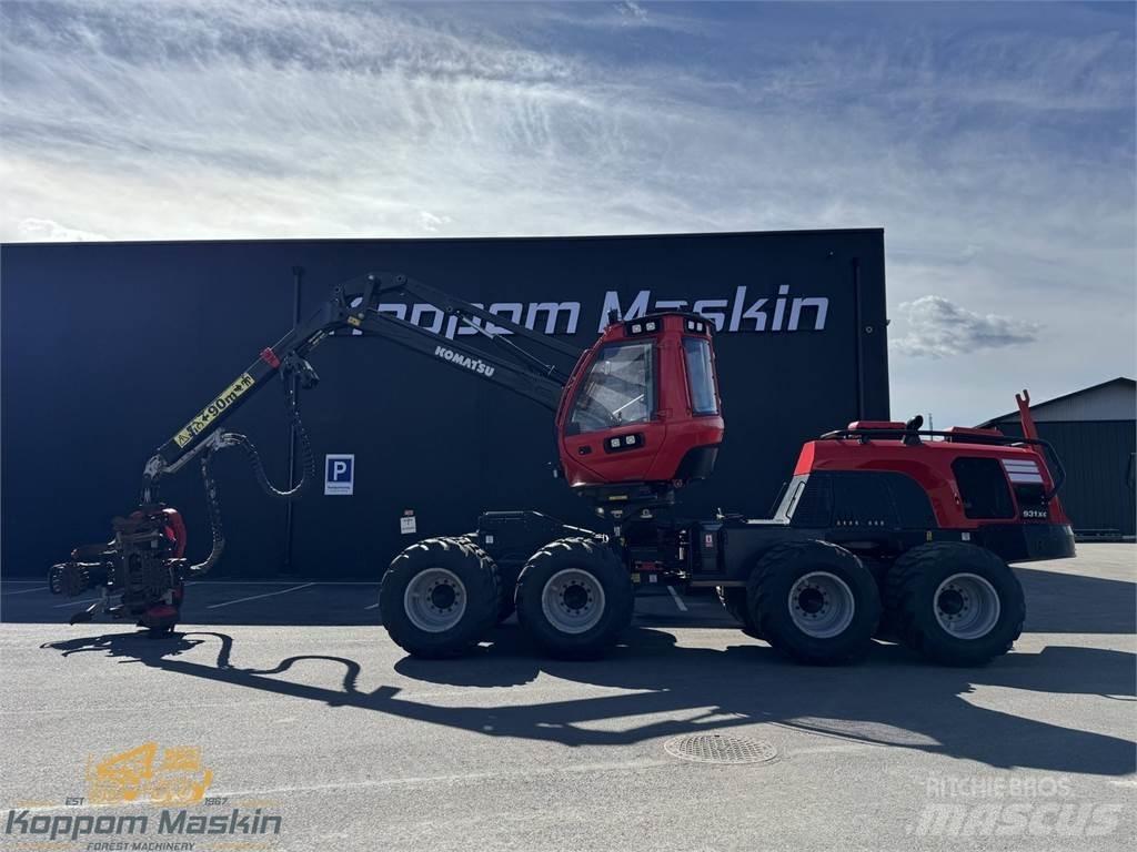 Komatsu 931XC Abbattitrici, Disboscatrici