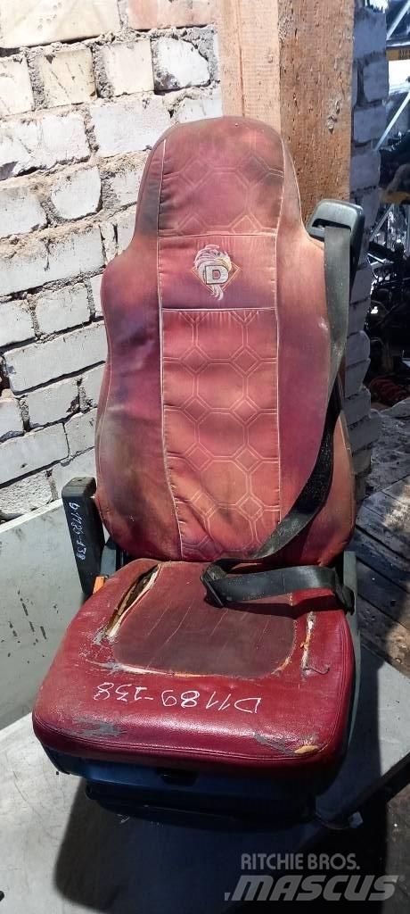 DAF XF 95.    1700022 Cabine e interni