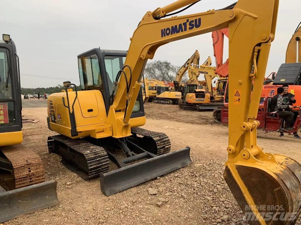 Komatsu PC 56 Miniescavatori