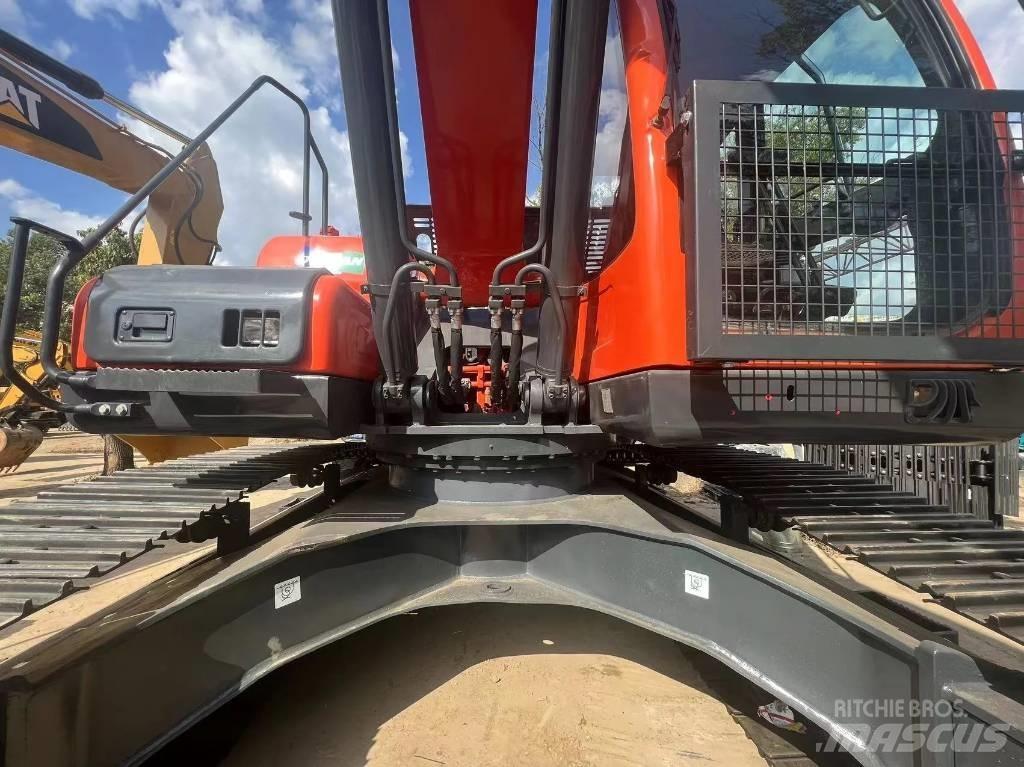 Doosan DX225-9C Escavatori cingolati